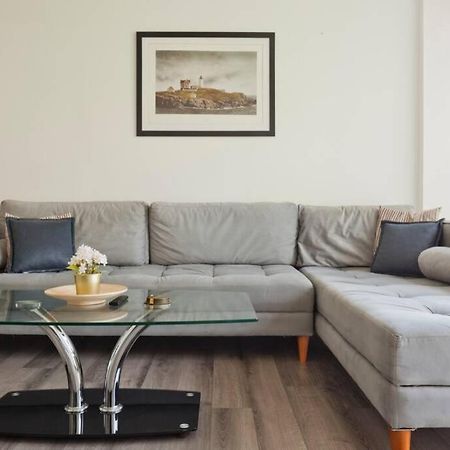 תל אביב Big Apartment Next To Gordon Beach Plus Free Parking מראה חיצוני תמונה