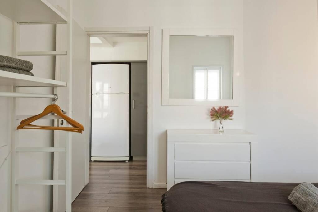 תל אביב Big Apartment Next To Gordon Beach Plus Free Parking מראה חיצוני תמונה